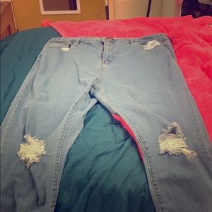 Brand New!! Boohoo Ripped Jeans